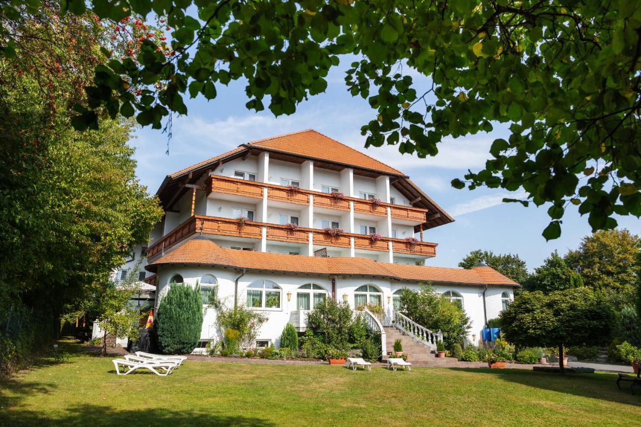 Sattelbogener Hof Hotel Traitsching Luaran gambar