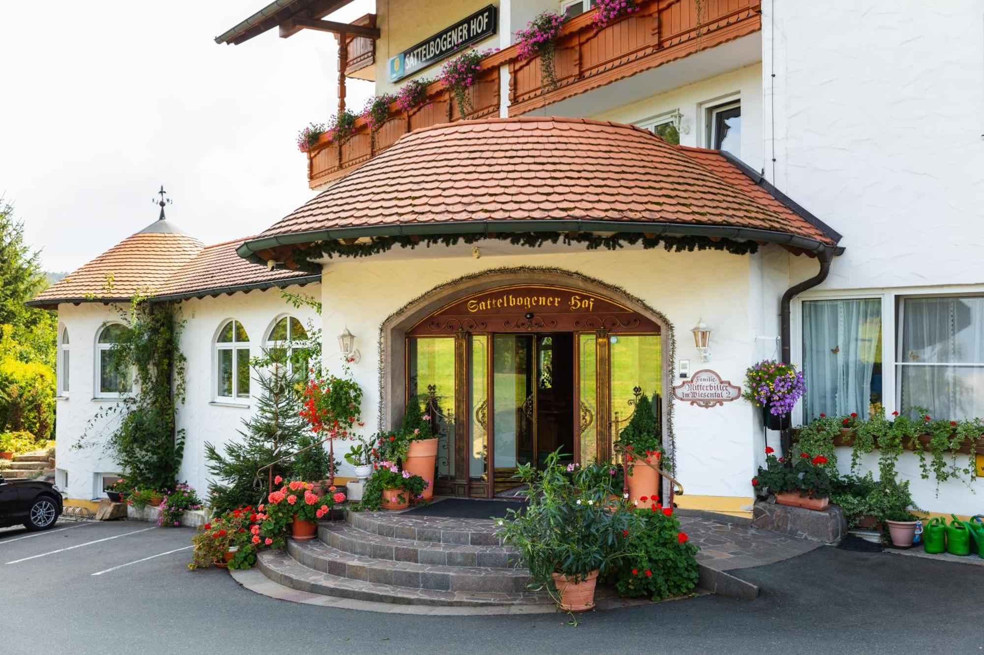 Sattelbogener Hof Hotel Traitsching Luaran gambar