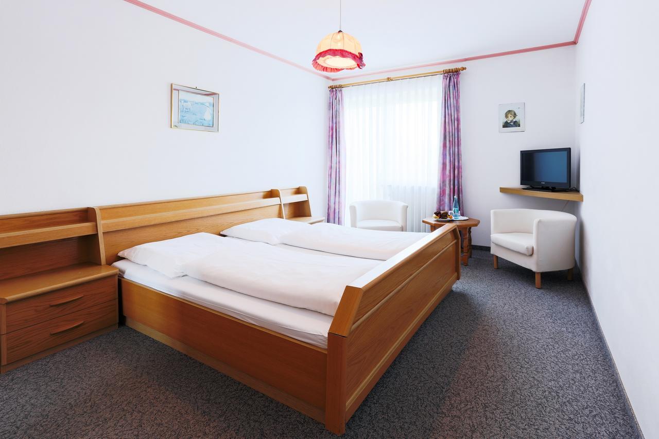 Sattelbogener Hof Hotel Traitsching Luaran gambar