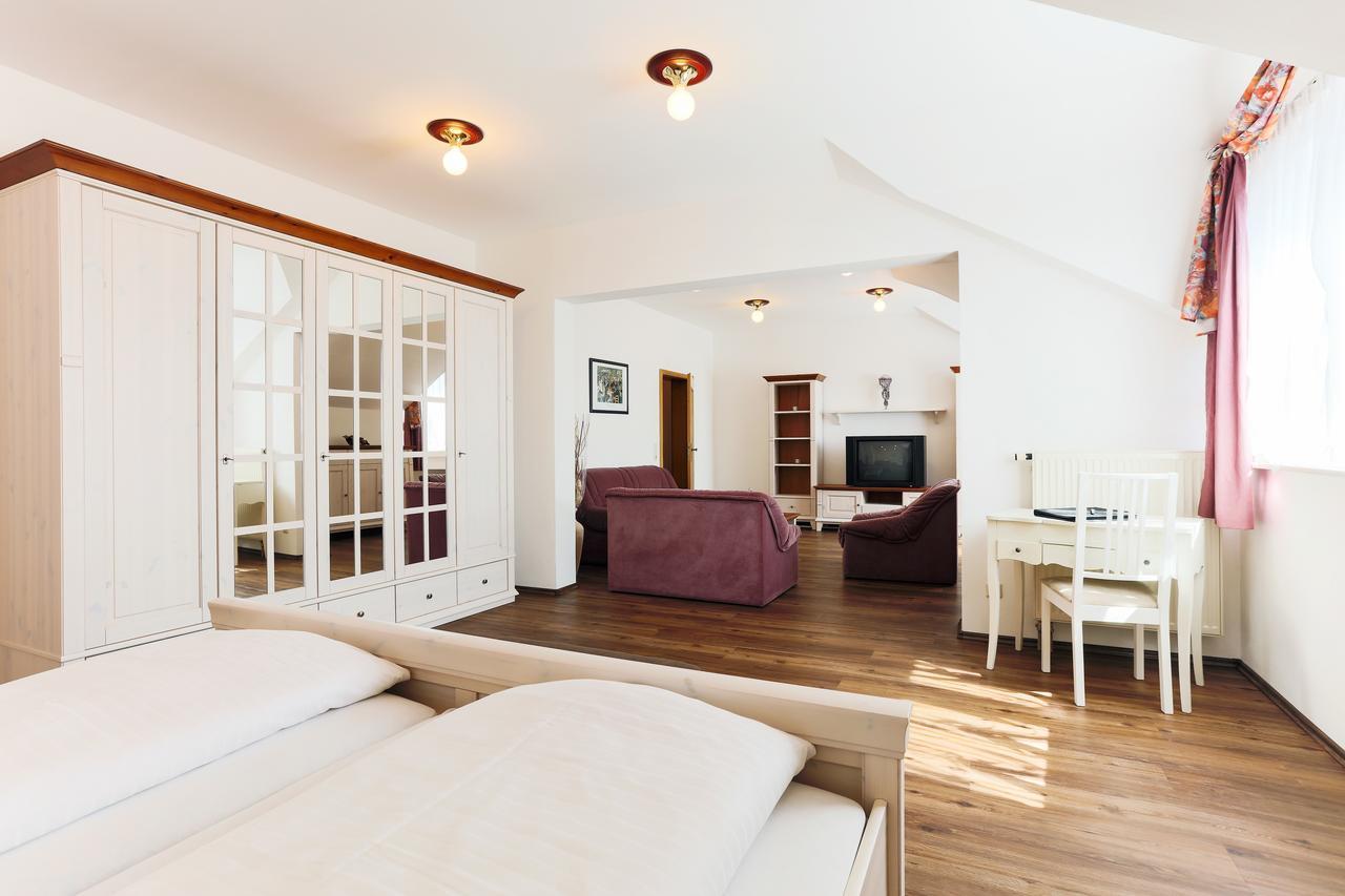 Sattelbogener Hof Hotel Traitsching Luaran gambar