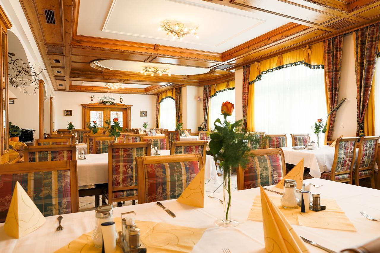 Sattelbogener Hof Hotel Traitsching Luaran gambar